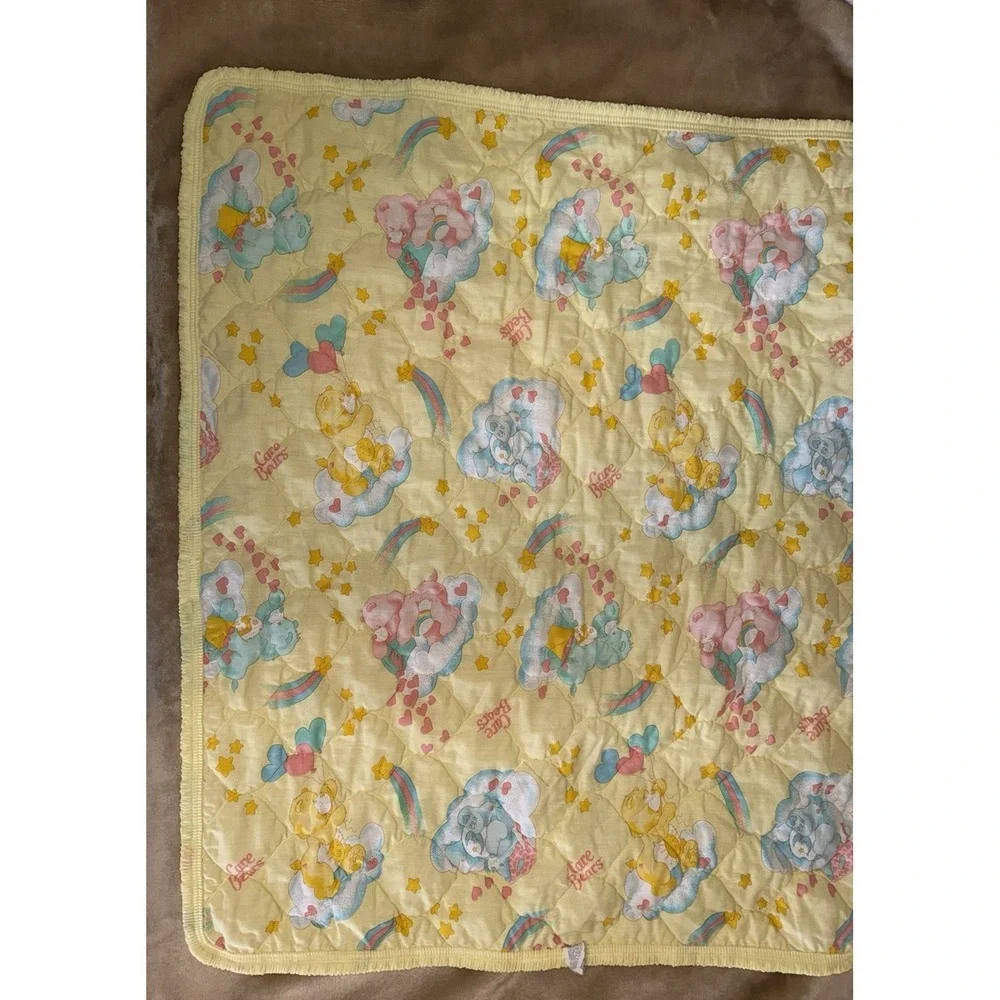 Vintage Care Bears Quilt Yellow 1983 Comforter Coverlet Curity